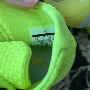 Jordan | Shoes | Jordan Size 8 Air Jordan Future Volt | Poshmark display picture 3